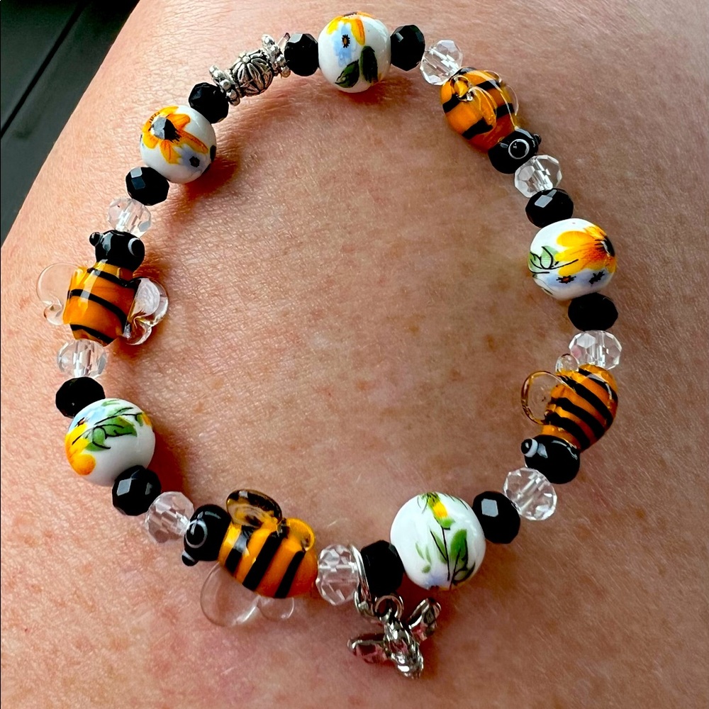 COPY - Handmade bee bracelet.